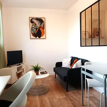 Apartament Le Nid D'origet Centre-ville Wifi Cosy *