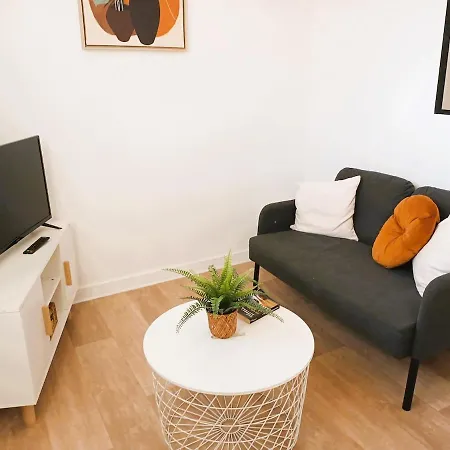 Le Nid D'origet Centre-ville Wifi Cosy *